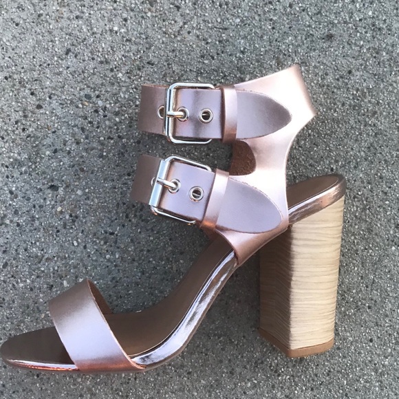 Qupid Shoes - 🌹Matt Rose Gold Sandal Heel with double buckles
